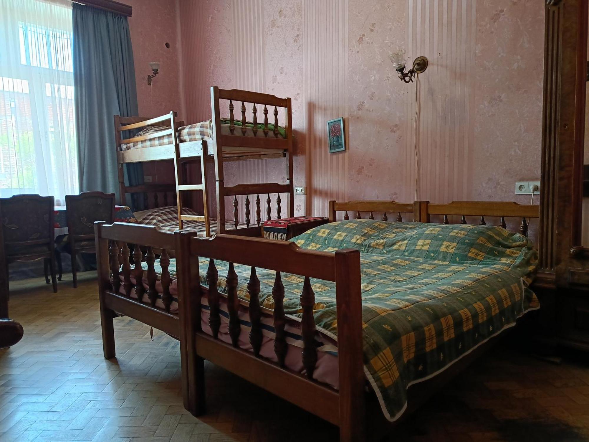 Guest House Irina Tbilisi Ngoại thất bức ảnh